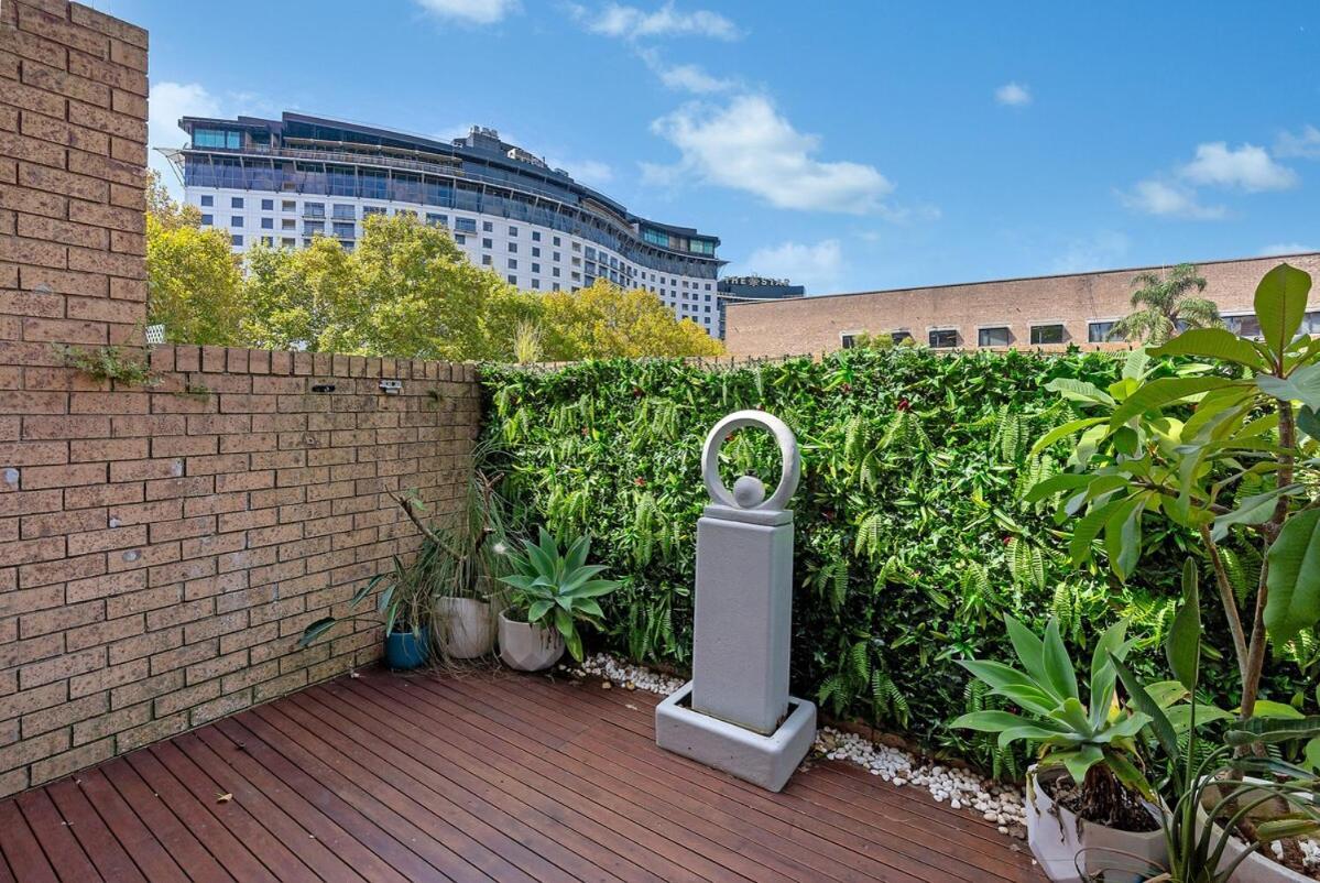 Luxury Modern 2-storey Townhouse In Pyrmont Holiday home *