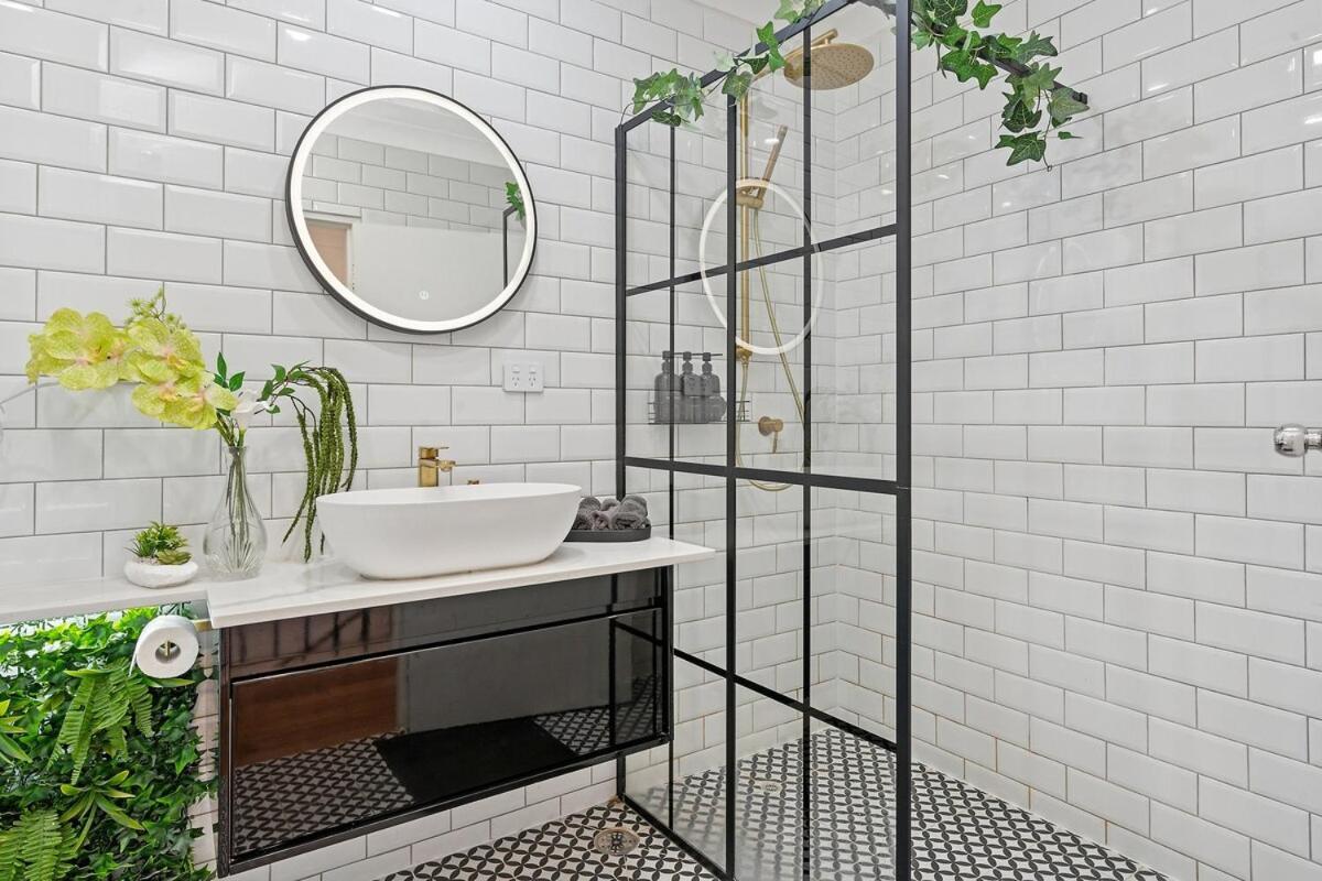 Luxury Modern 2-storey Townhouse In Pyrmont Holiday home *